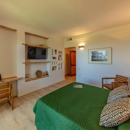 Apartment Sweet Life In Golf Is Molas - Panoramico Vista Mare Con Giardino E Veranda